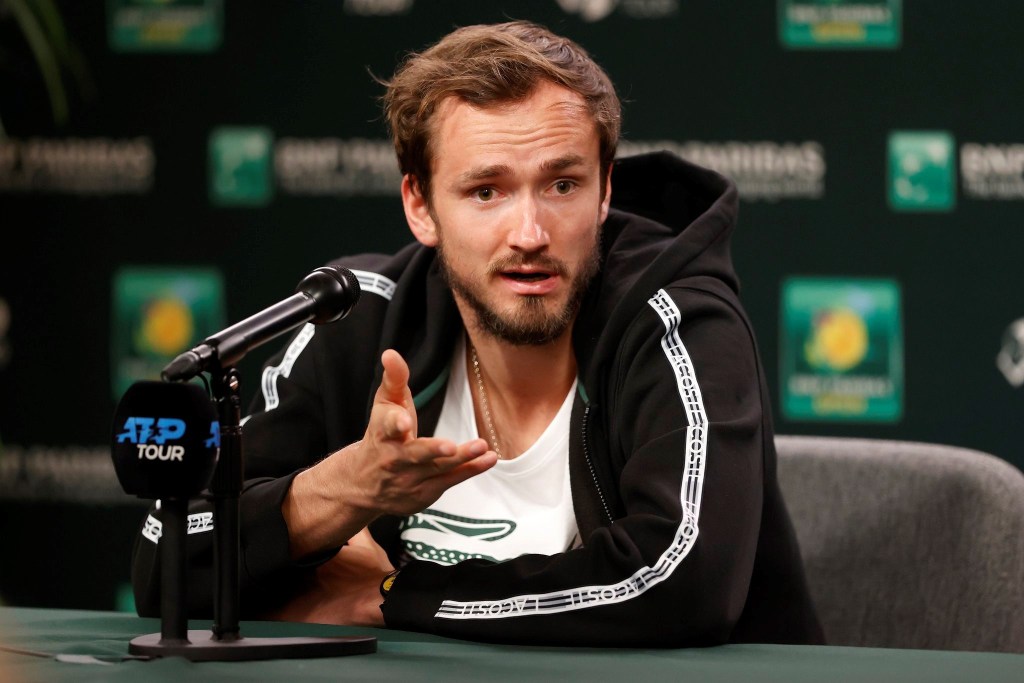 Russian and Belarusian tennis players allowed in Wimbledon&nbsp;2023!