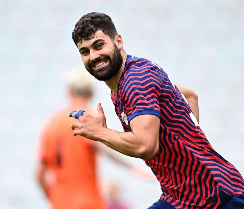 Manchester City agree Gvardiol&nbsp;deal