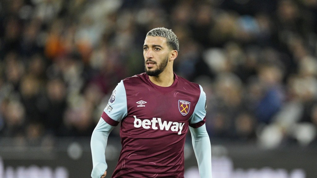 West Ham agree Benrahma&nbsp;loan