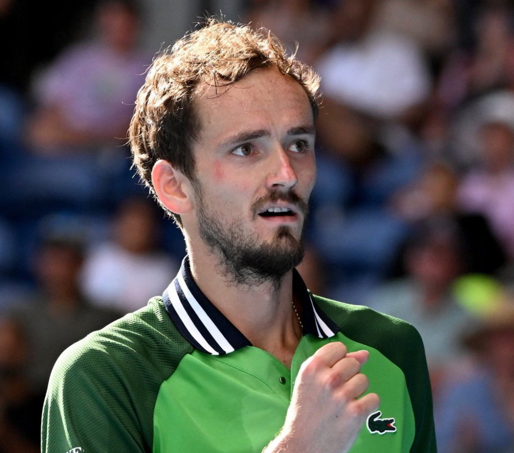 Medvedev wins five-set&nbsp;thriller