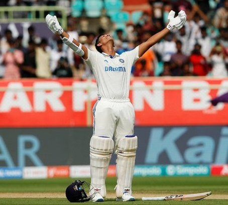 India edge day one of second&nbsp;test