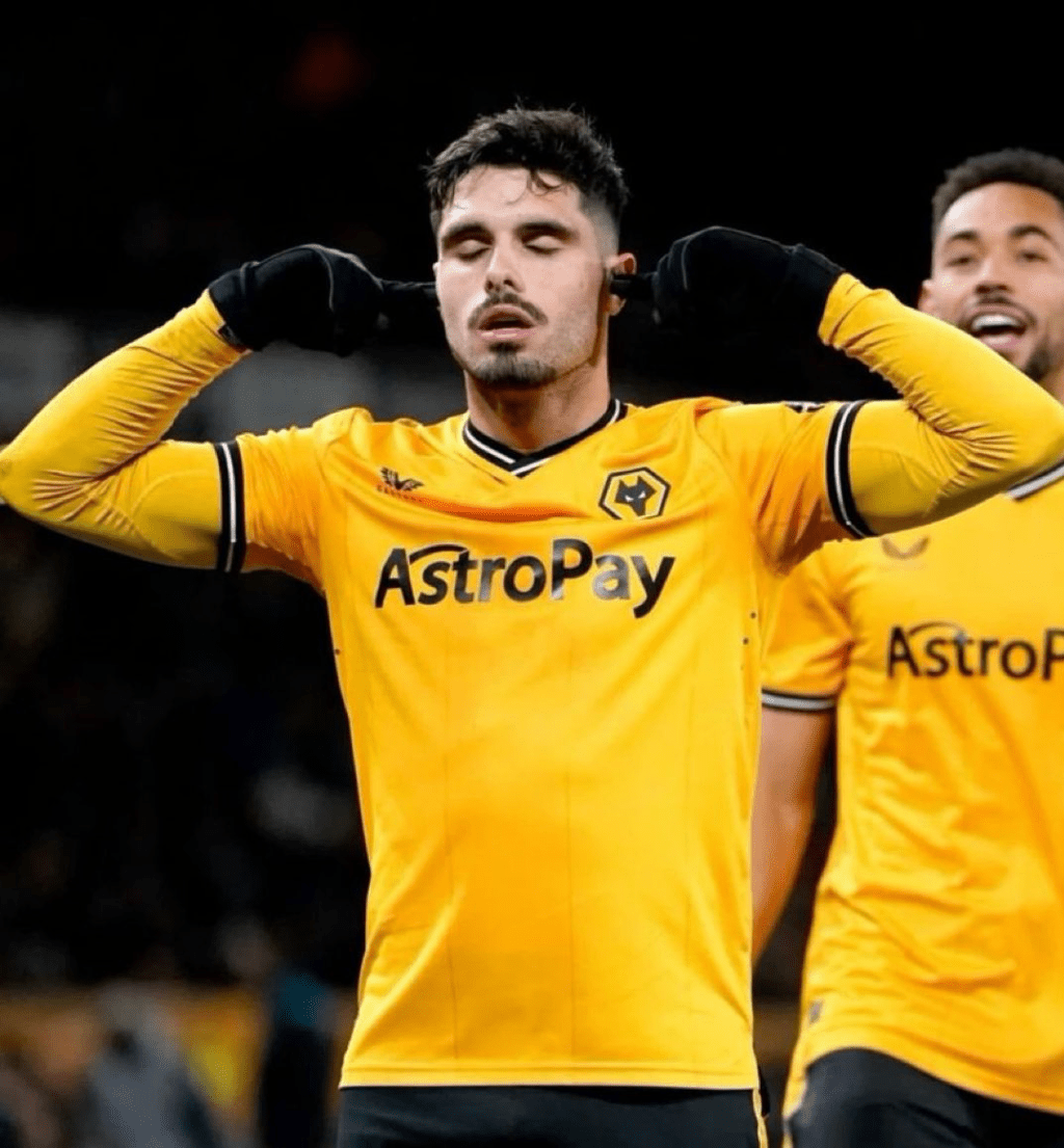 Chelsea agree Neto&nbsp;deal