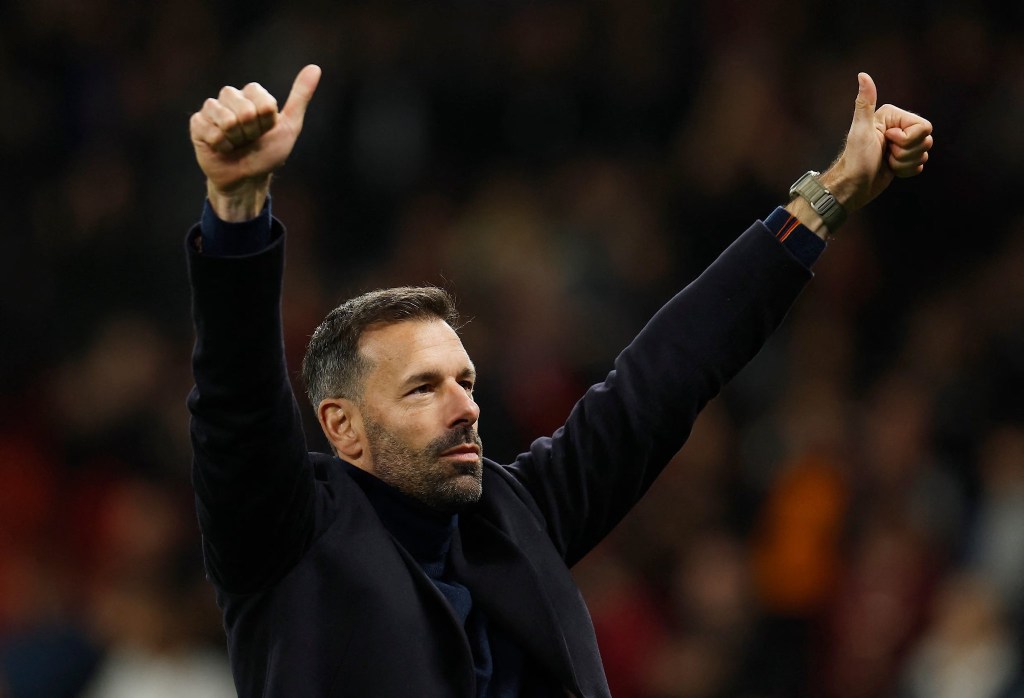 Van Nistelrooy set to become Leicester&nbsp;boss