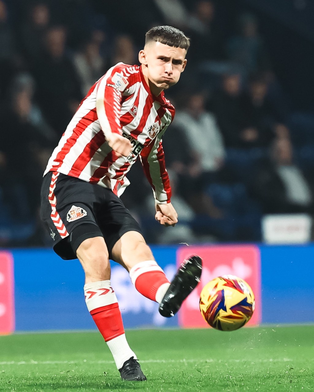 Championship review, race hotting up as more clubs drop&nbsp;points