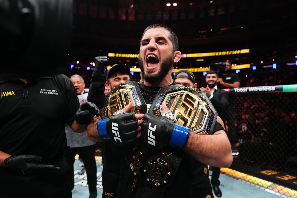 Makhachev becomes Two-Division Champion in&nbsp;MSG