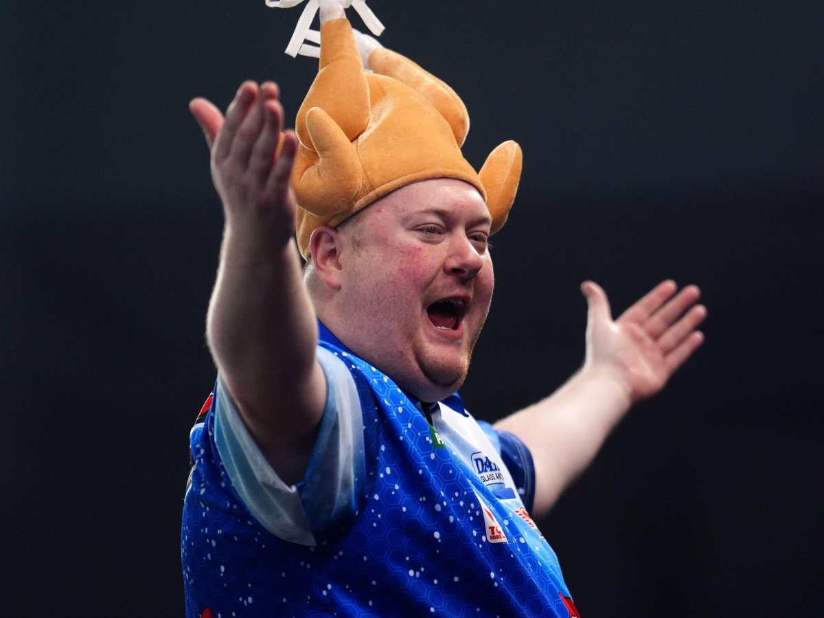 Fan-Favourite wins entertaining 27-leg match at World&nbsp;Championship