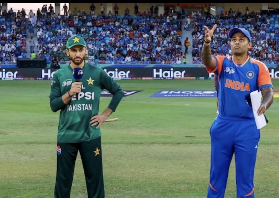 Woeful Pakistan well beaten by India