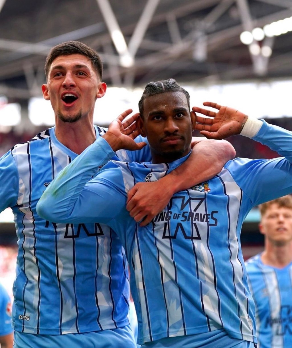 Wright hat-trick helps Coventry return top of the&nbsp;Championship