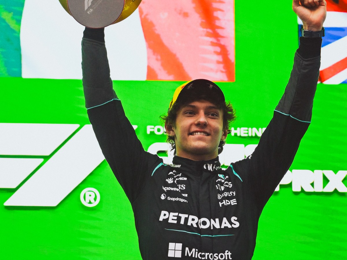 Teenager Kimi Antonelli wins Chinese Grand&nbsp;Prix